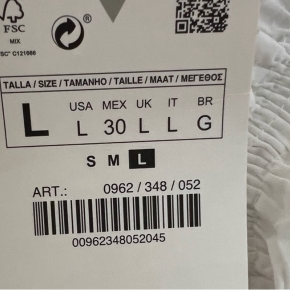 ZARA trending white, high fashion ruffled peplum top. Perfect for Summer❣️ - Picture 5 of 8